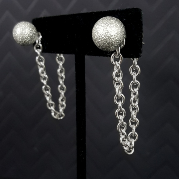 New Edgy Ball & Chain Earrings - Picture 1 of 3